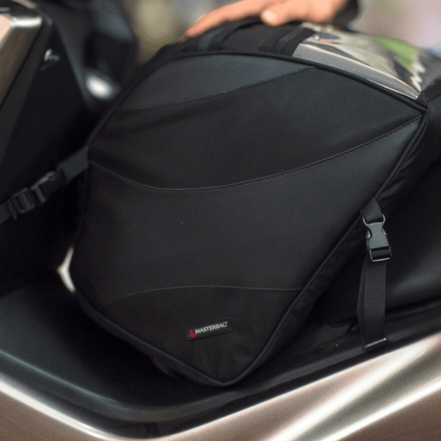 Tunnel King | Maleta Impermeable  para Motocicleta tipo Scooter